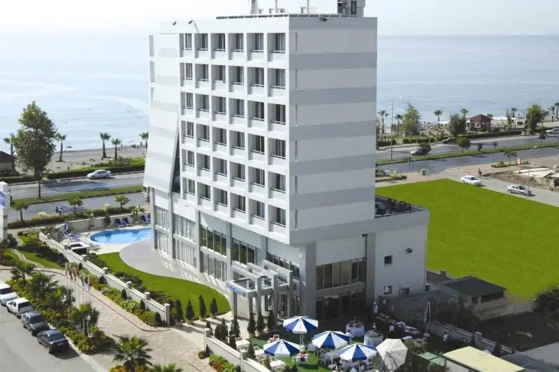 BLUE GARDEN HOTEL