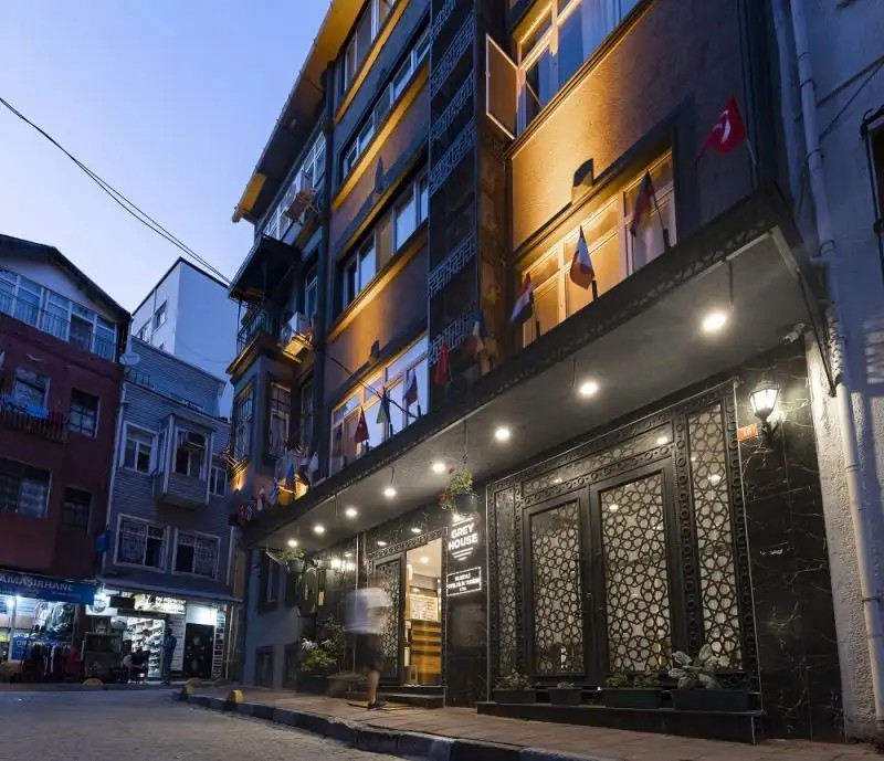 GREY HOUSE HOTEL