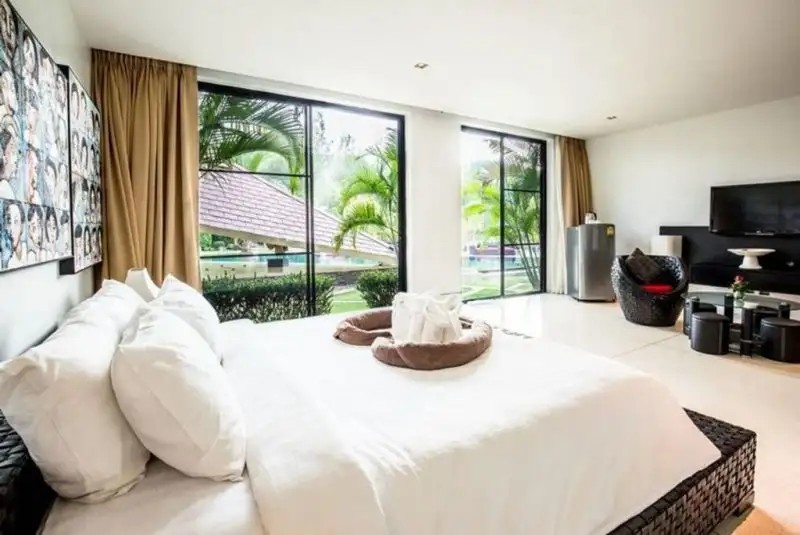 SAND RESORT