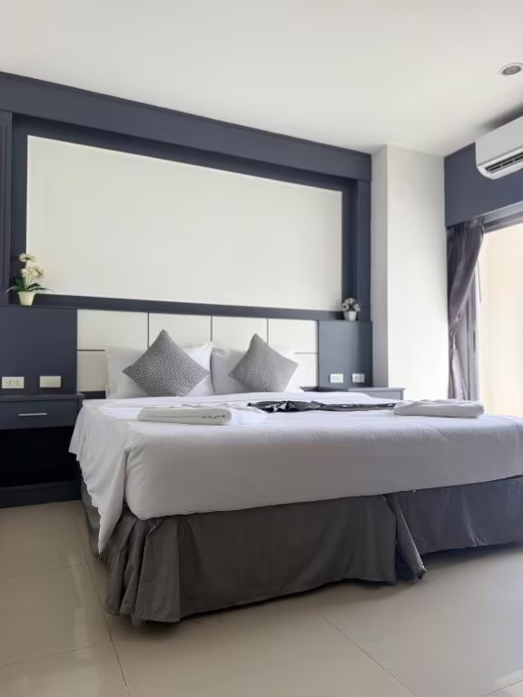 STAR HOUSE PATONG