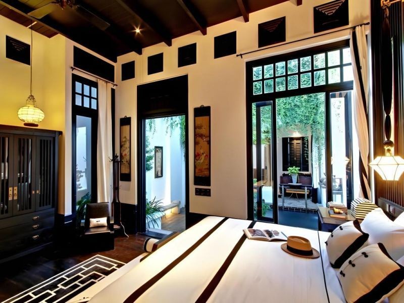 courtyard pool villa