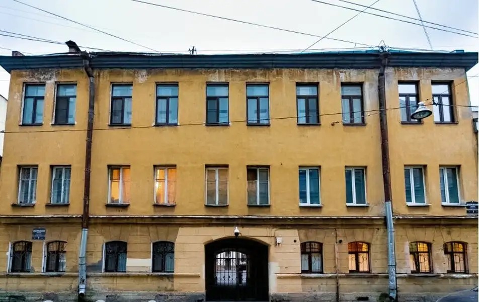 ГРИФОН КАПСУЛЬНЫЙ ОТЕЛЬ