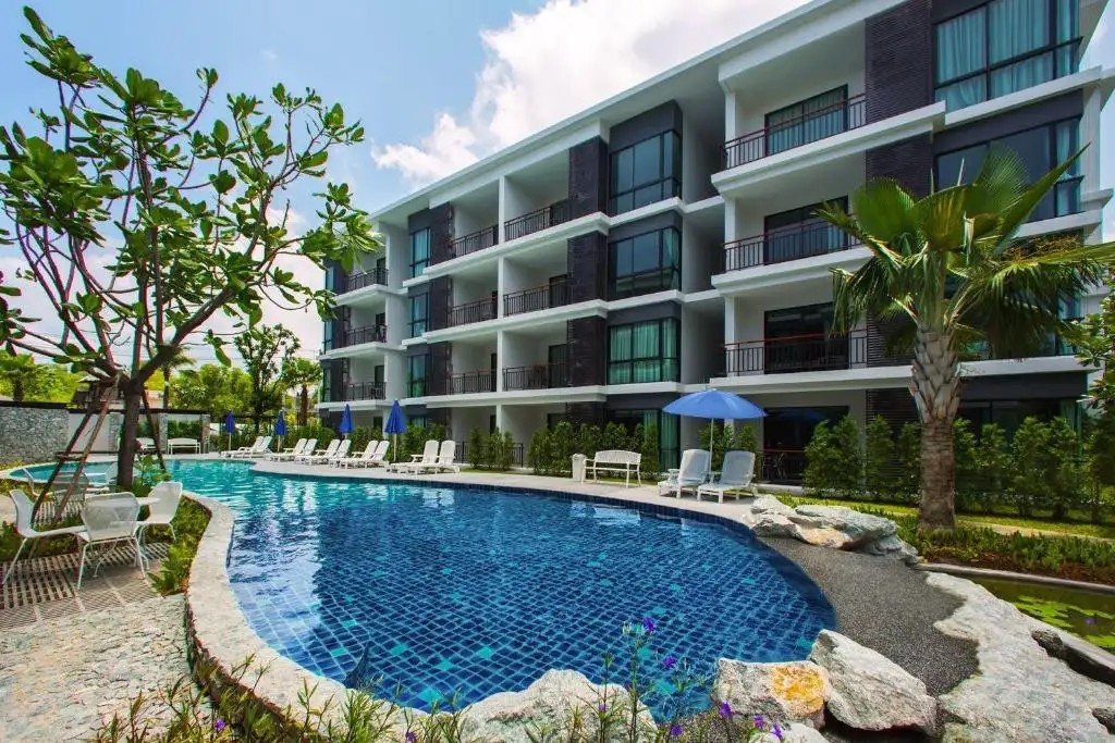 THE TITLE CONDO