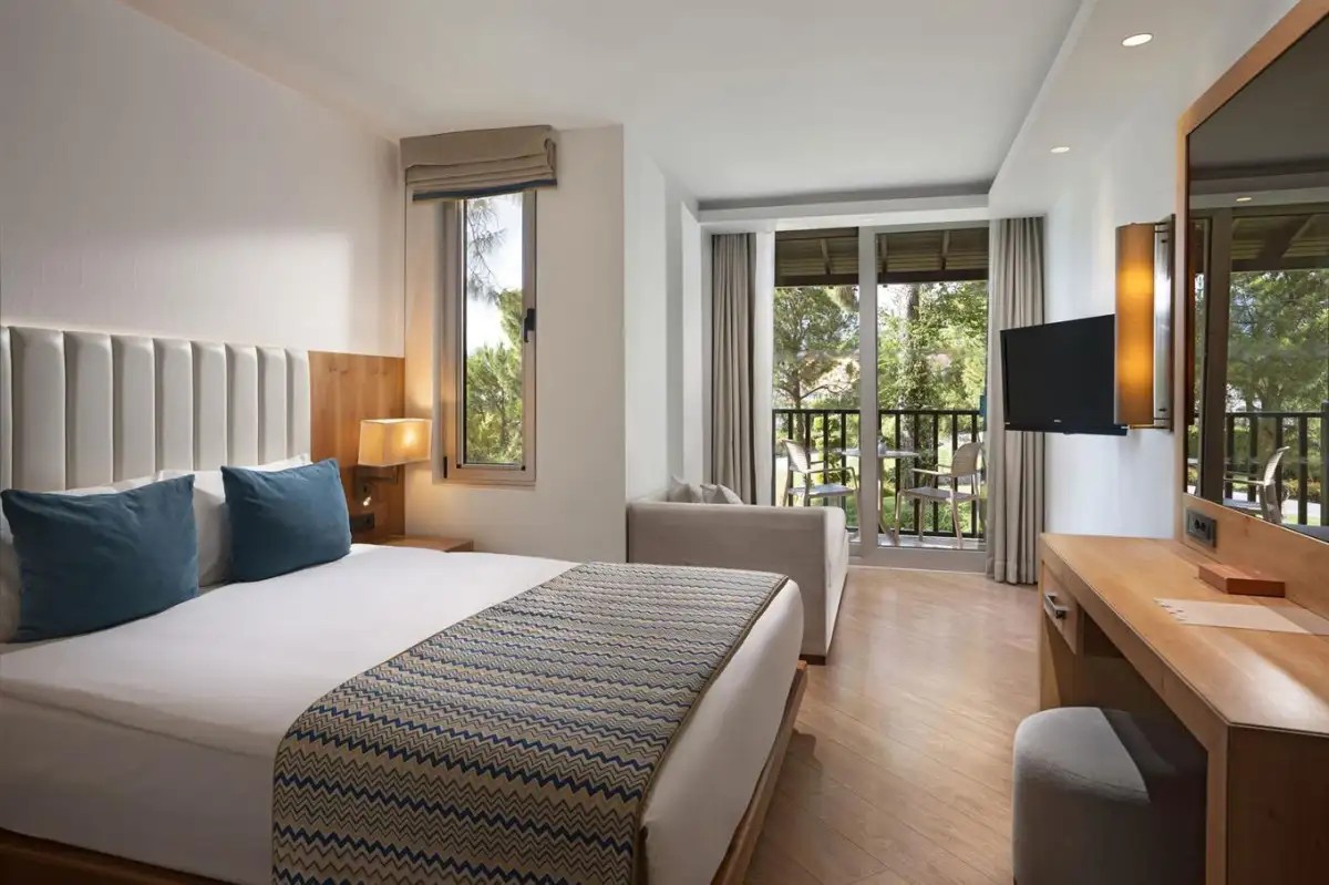 LIBERTY HOTELS LYKIA