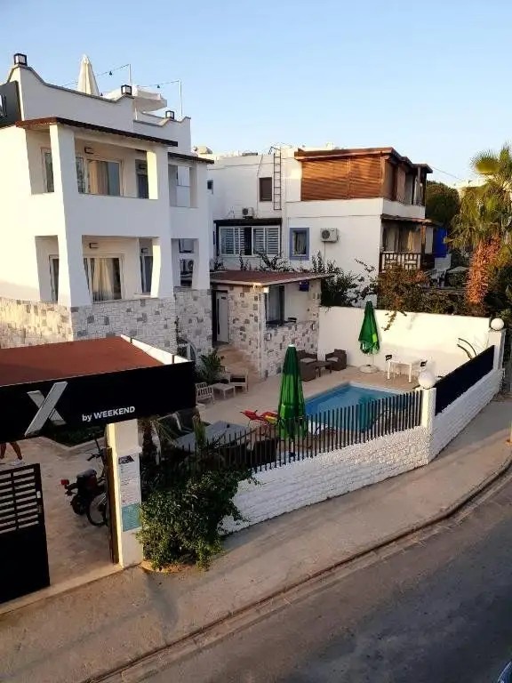 EXEN BY WEEKEND OTEL