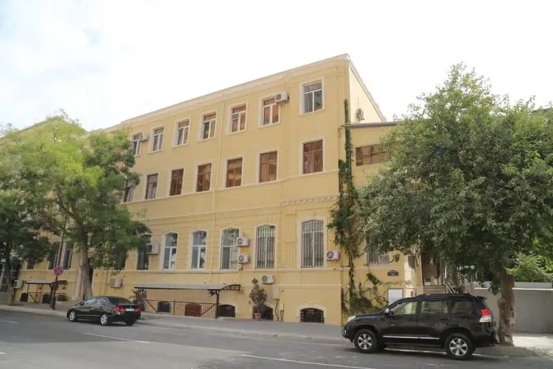 CLOVER HOTEL BAKU