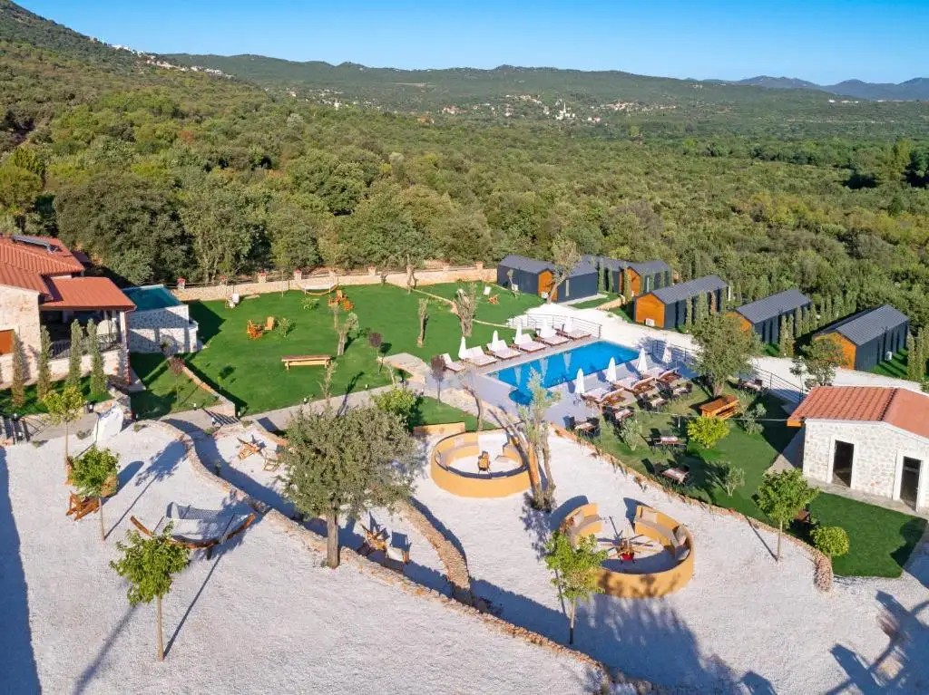 KAIROS HOTEL