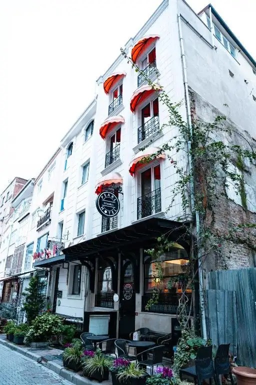 PEARL HOTEL