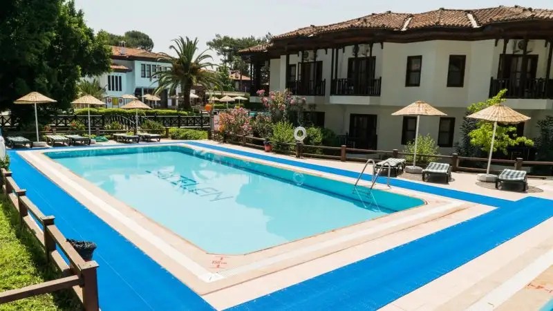YUCELEN HOTEL GOKOVA
