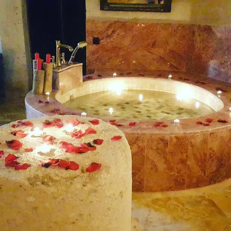 EYES OF CAPPADOCIA CAVE HOTEL