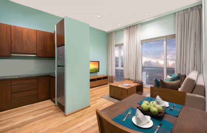 OCEAN EDGE SUITES