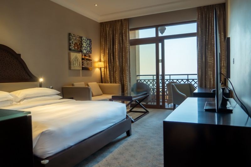 1 bedroom premium suite beach access