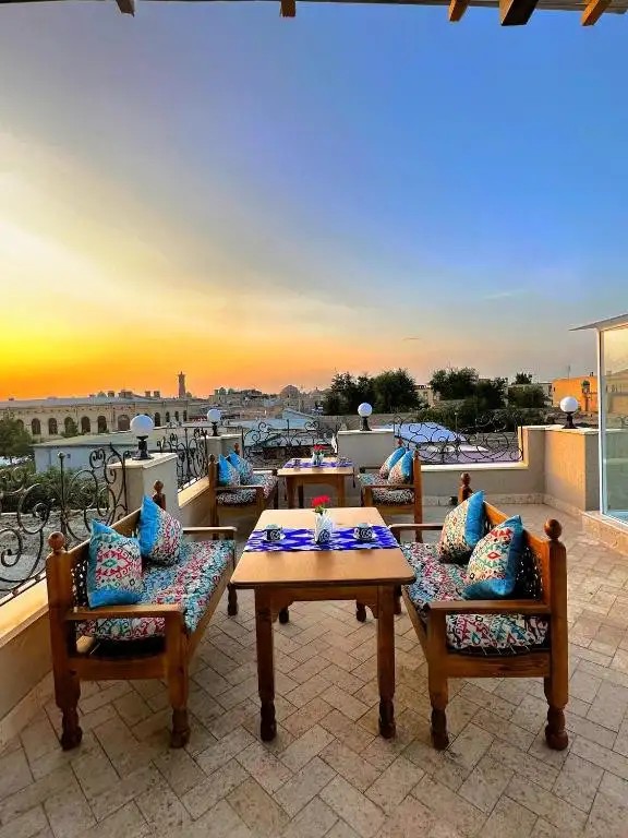 BOBOSH HOTEL