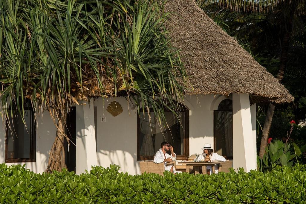 ESSQUE ZALU ZANZIBAR