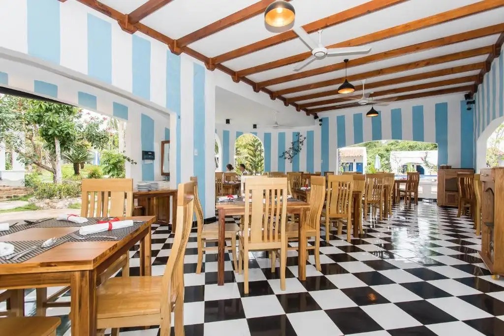 ISABELLA RESORT