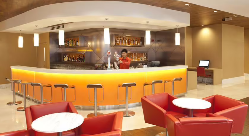 IBIS HONG KONG CENTRAL & SHEUNG WAN