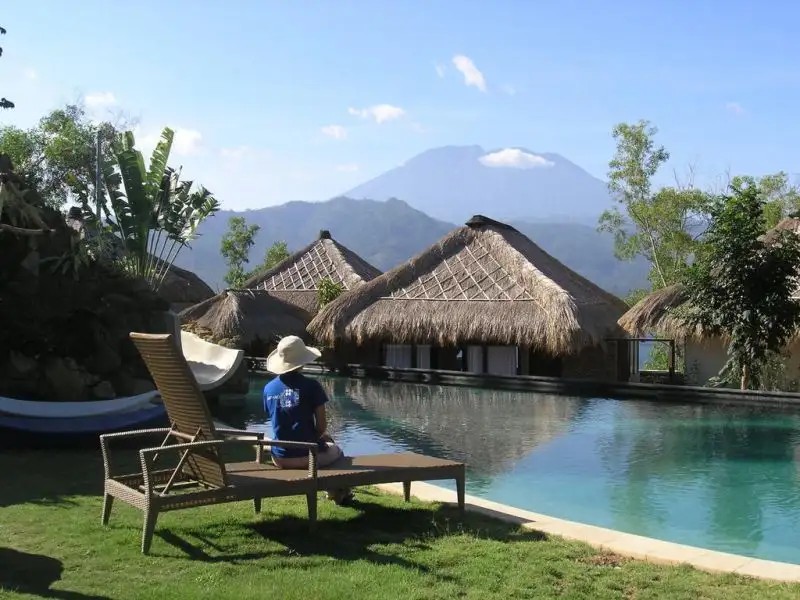 BLOO LAGOON VILLAGE