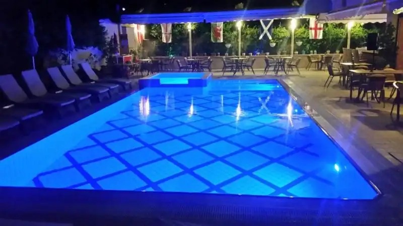 ECEM APART HOTEL