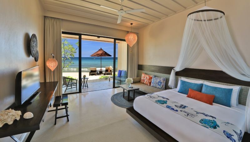 ocean front deluxe