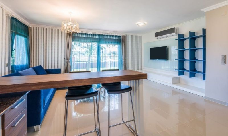 VISTA VILLAS & SUITES