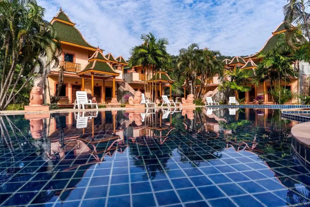 COCONUT BEACH RESORT