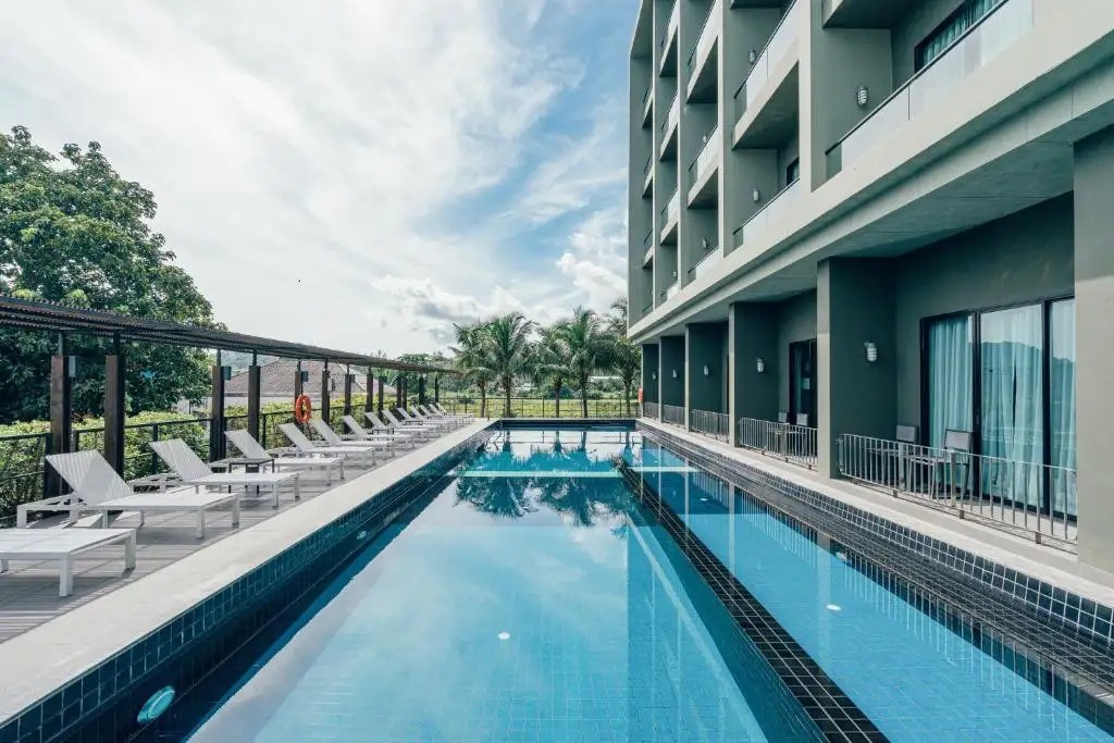 SUGAR MARINA EXPRESS AVIATOR PHUKET AIRPORT