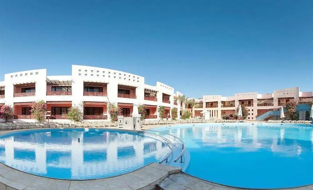 BLEND CLUB AQUA RESORT (EX. GOLDEN FIVE THE CLUB)