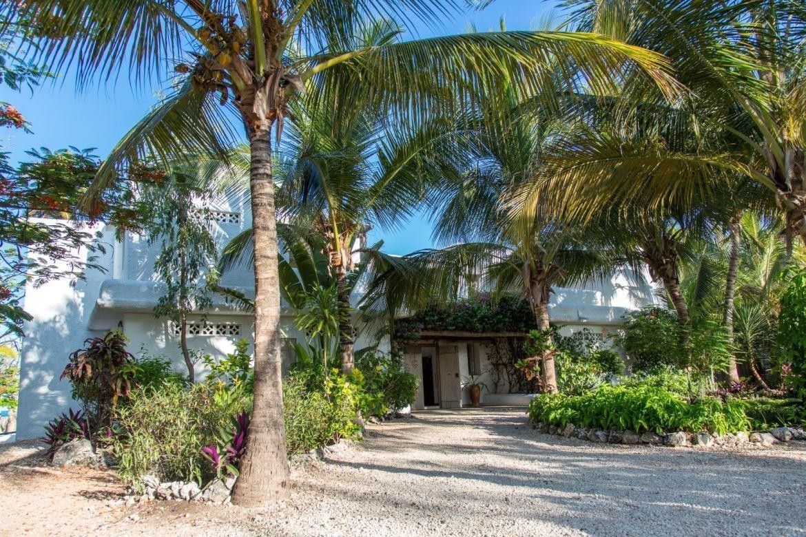 UZURI VILLA BOUTIQUE