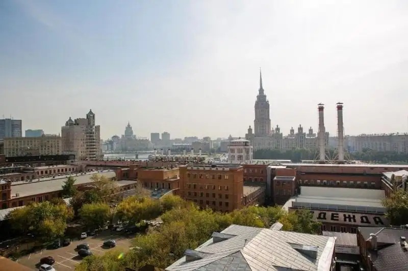 RED BRICK ПРЕСНЯ