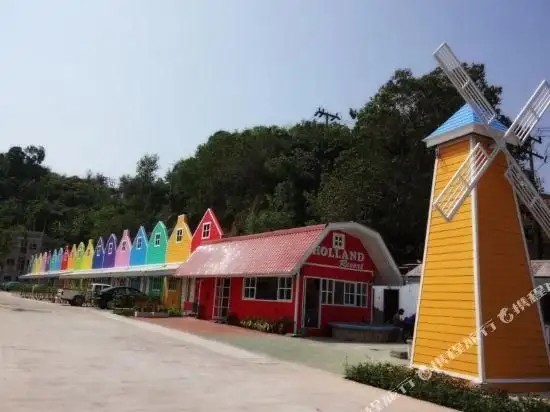 HOLLAND RESORT PHUKET