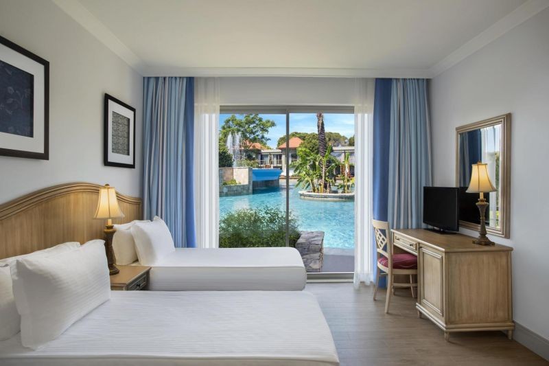 lake villa