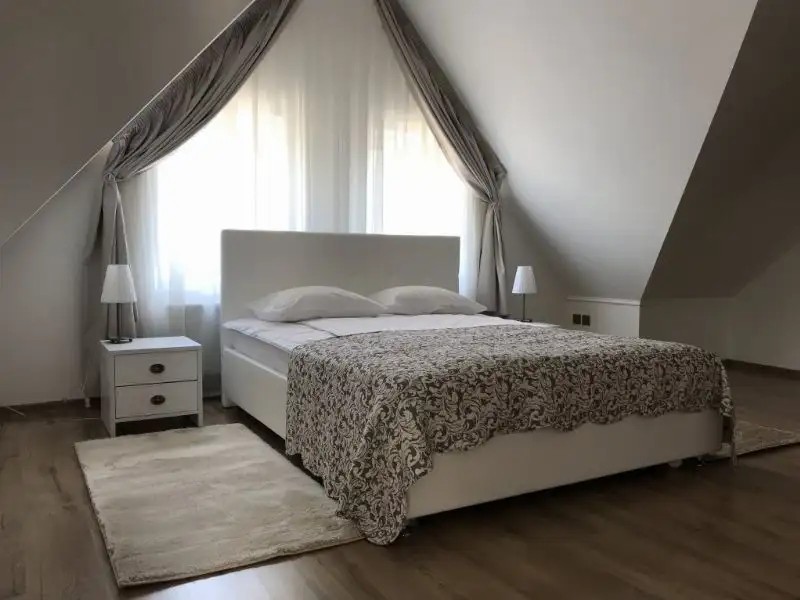 РОБЕРТИНА