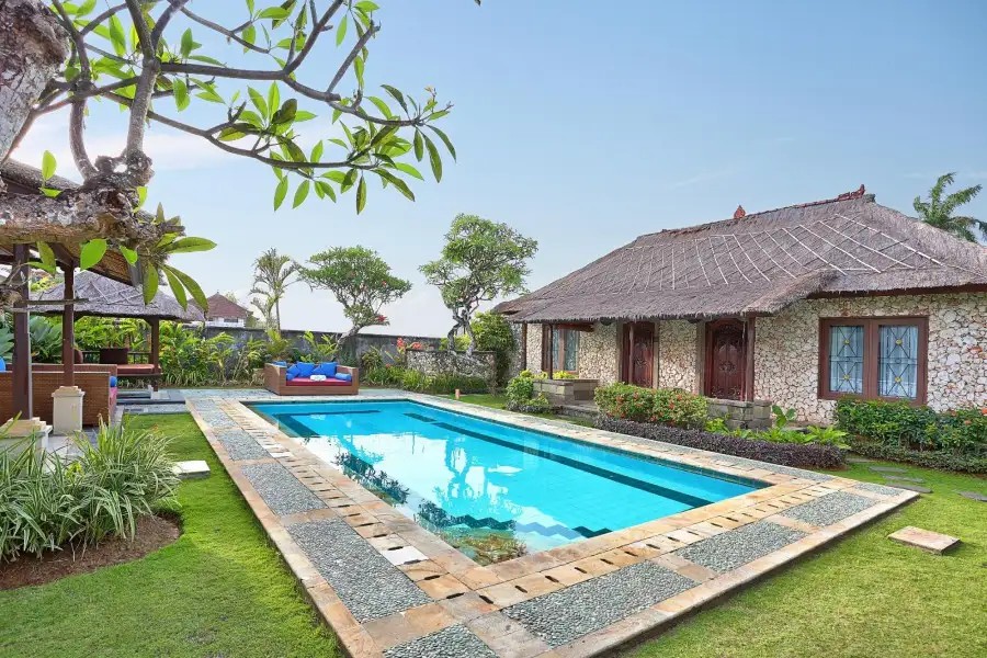 THE CLUB VILLAS