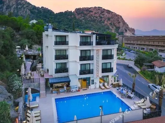 AMOSSIA ELIT BUTIK OTEL