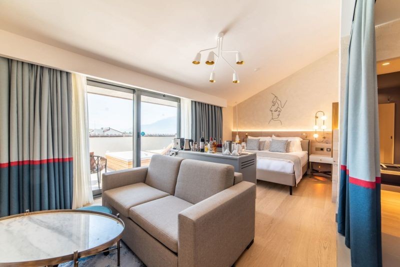 penthouse suite with jacuzzi