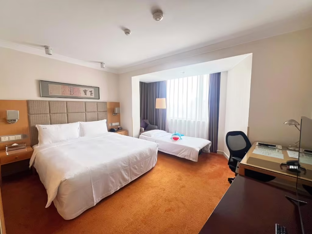 HOLIDAY INN TEMPLE OF HEAVEN BEIJING