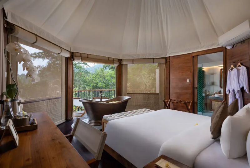 1br luxury tent