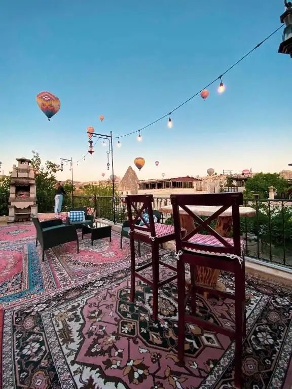 GOREME VALLEY CAVE HOUSE