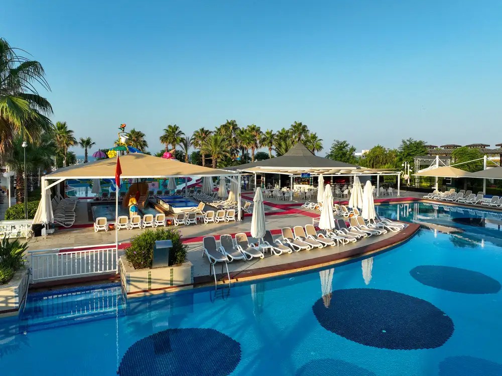 ORANGE COUNTY RESORT HOTEL BELEK