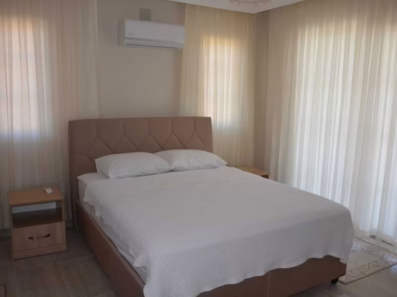 STUNNING 4 BED VILLA KONAK PRIVATE & POOL