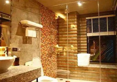 FUSION SUITES