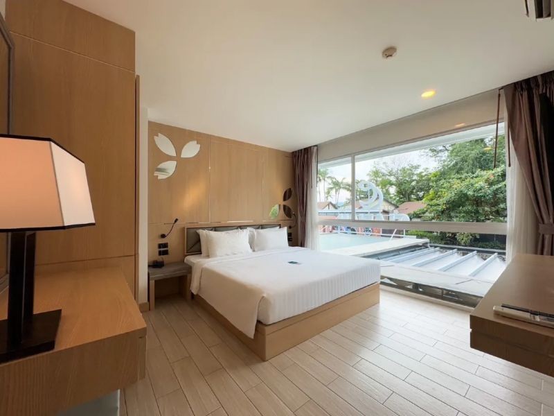 1 bedroom suite city view
