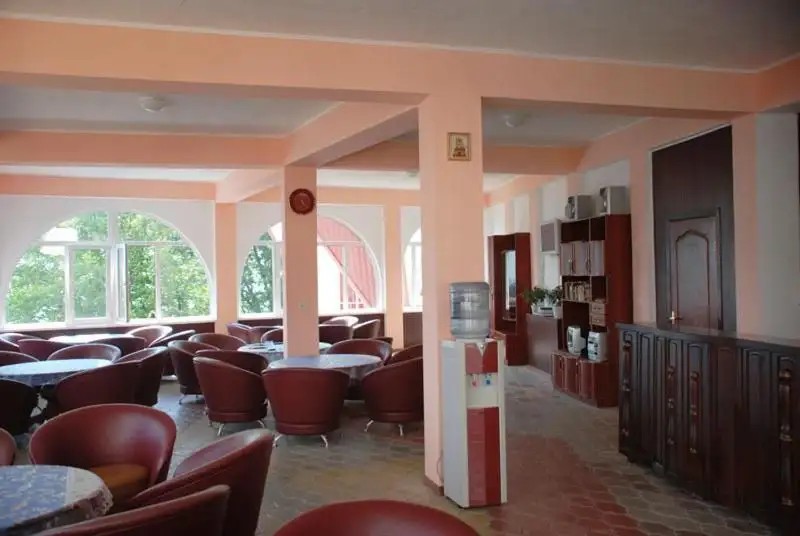 КОРАЛЛ ПАНСИОНАТ ГОЛОВИНКА