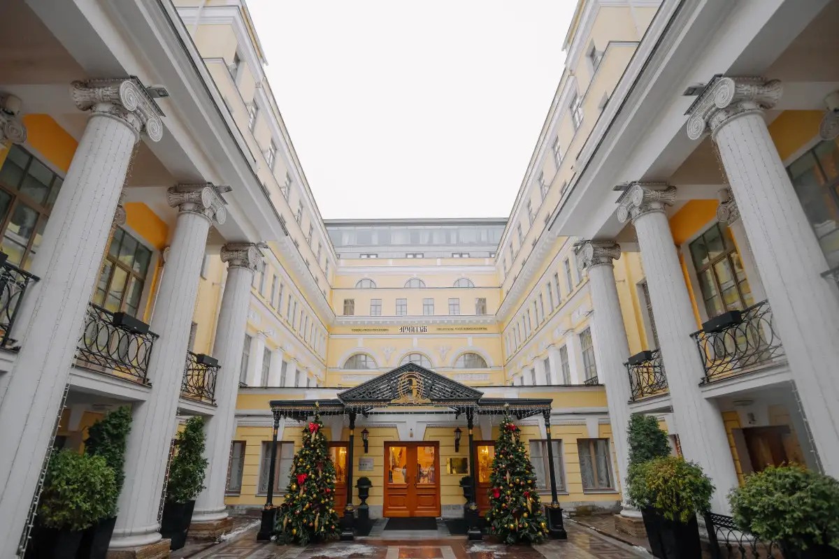 ЭРМИТАЖ (THE OFFICIAL STATE HERMITAGE HOTEL)