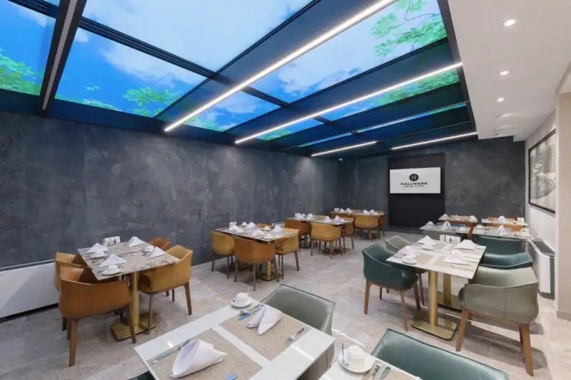 HALLMARK HOTEL & SPA