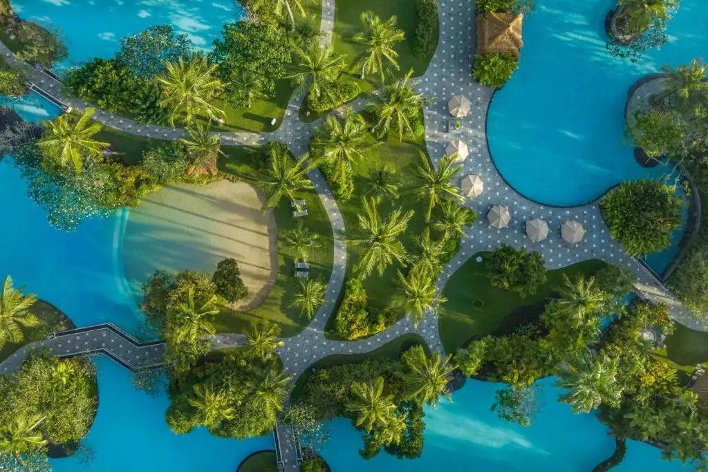THE LAGUNA, A LUXURY COLLECTION (EX. SHERATON LAGUNA)
