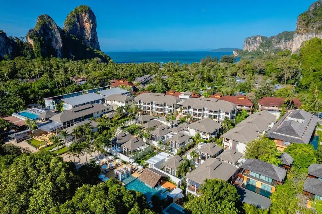 BHU NGA THANI RESORT & SPA