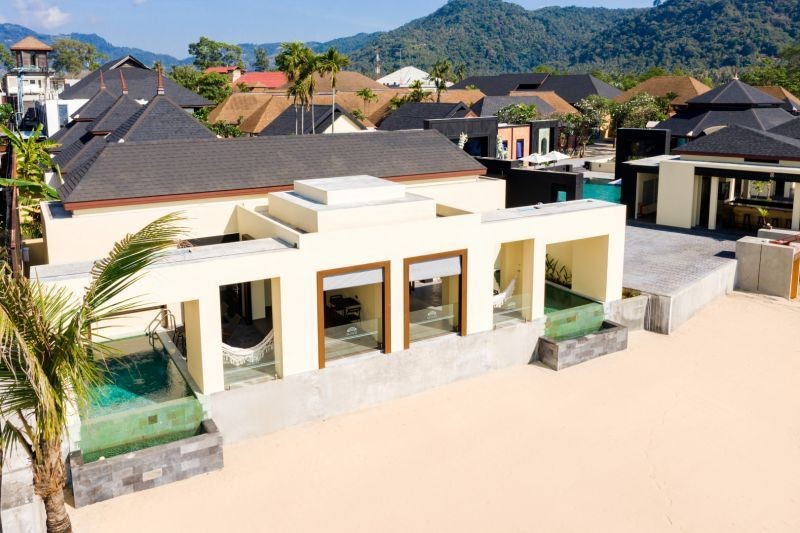 beachfront grand pool villa (beachfront pool villa)
