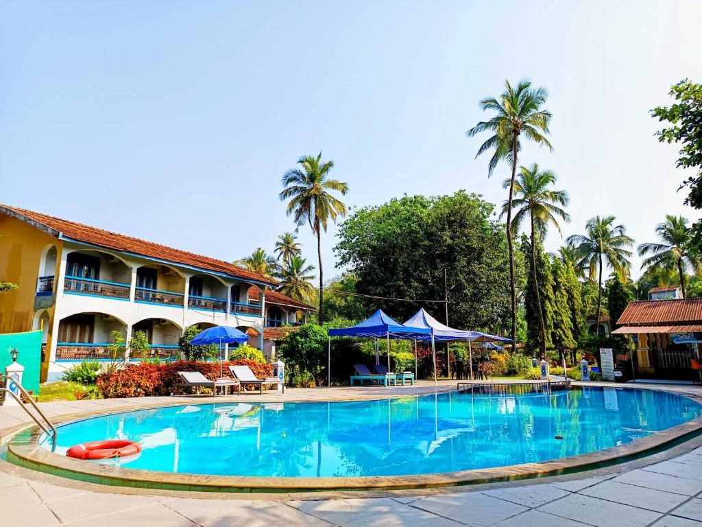 CARINA BEACH RESORT