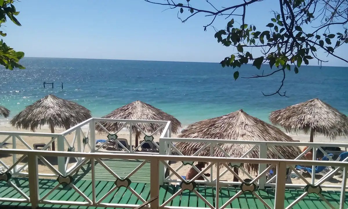 CLUB AMIGO ANCON